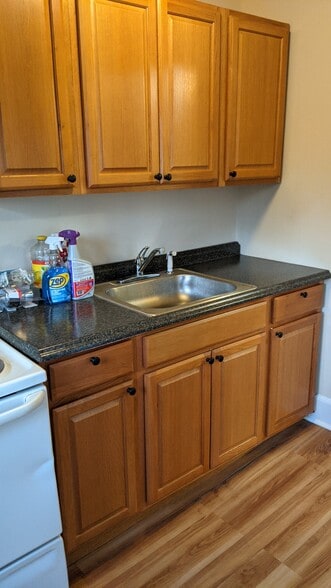 Building Photo - 7 Newlinville Rd