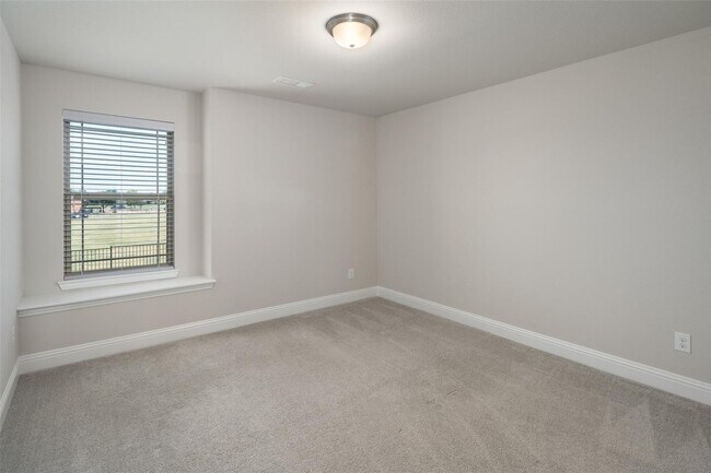 Building Photo - Beautiful 3-Bedroom Townhome in Prime Allen Location!