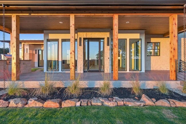 Building Photo - 110 Cat Canyon Rd