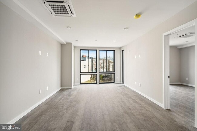 Building Photo - 1648 Ridge Ave