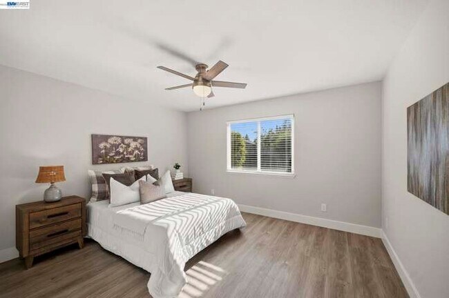 Building Photo - 429 Chaffee Ln