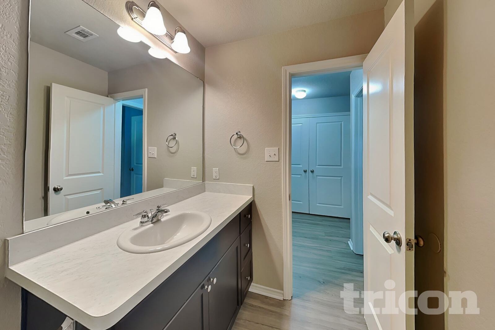 Building Photo - 8506 Amistad Cove