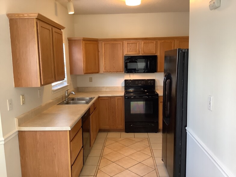 Building Photo - 214 Long Creek Pky