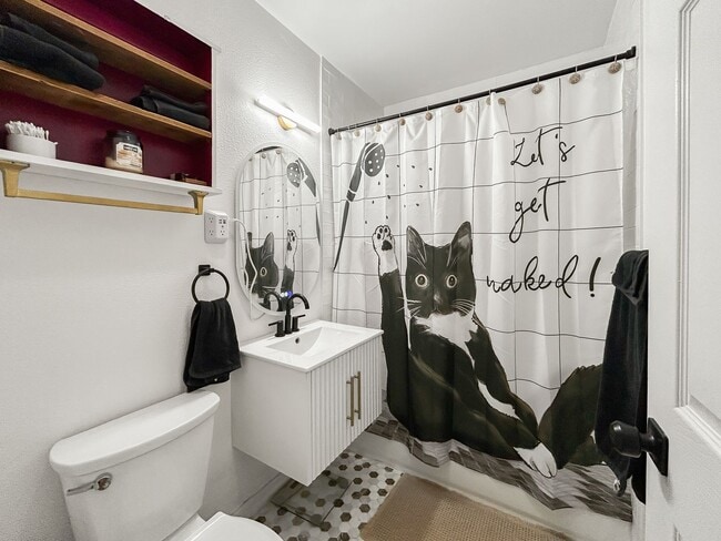 Building Photo - Fully Updated and Move-In Ready St. Pete Home – Minutes to Downtown & Beach - 2bed | 1bath