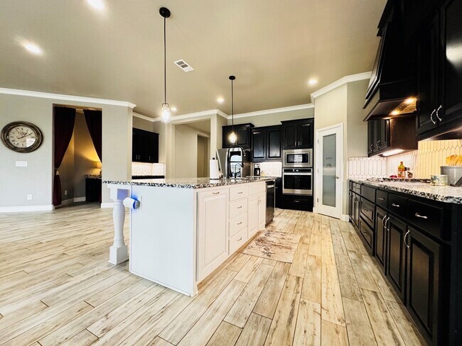 Building Photo - 8632 Alnwick Dr