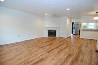 Building Photo - 5 Cadogan Way