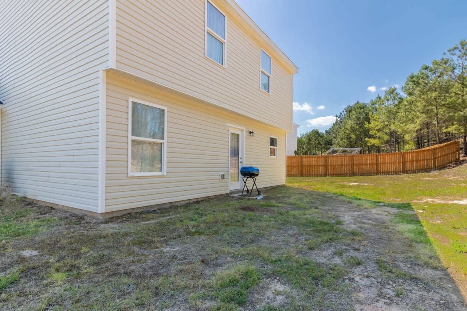 Building Photo - 5309 Roundabout Dr