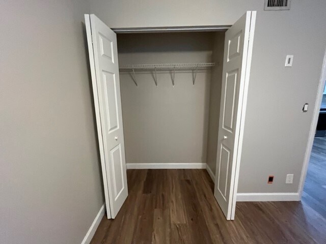 Secondary Bedroom Closet - 6499 Chasewood Dr