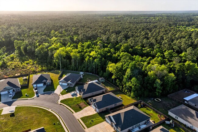 Building Photo - 8009 Crawford Dr