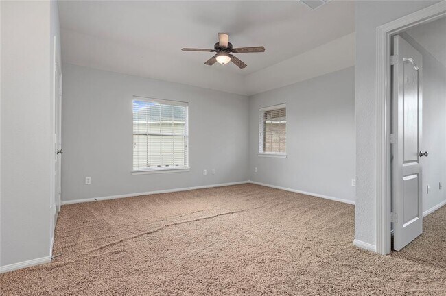 Building Photo - 25303 Hall Meadow Ln