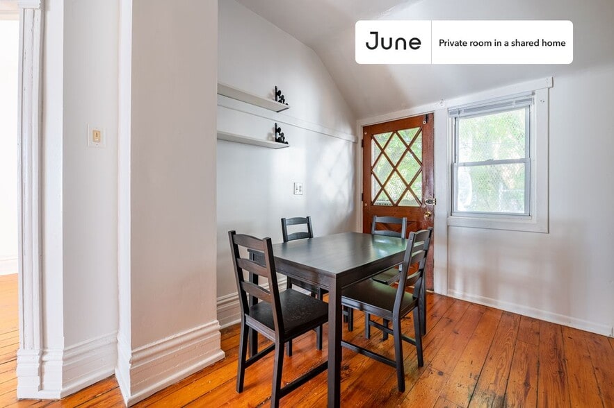 Building Photo - Room in Shared 2 bed/1 bath home
