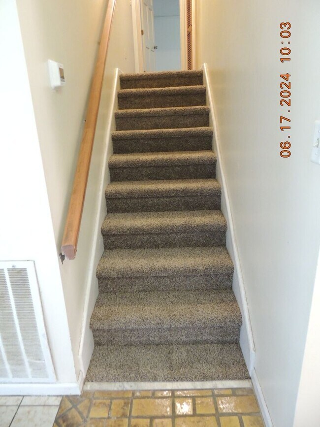 Building Photo - 102 Epworth Dr