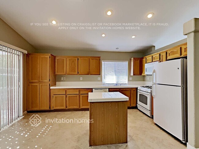 Building Photo - 10233 Anoka Ave