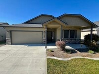 Building Photo - 120 S Voyage Ave