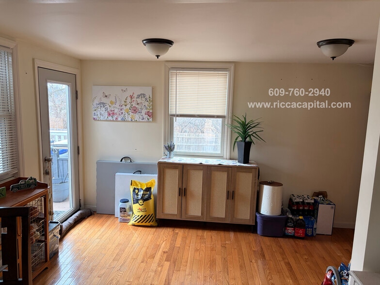 Building Photo - 184 Tansboro Rd