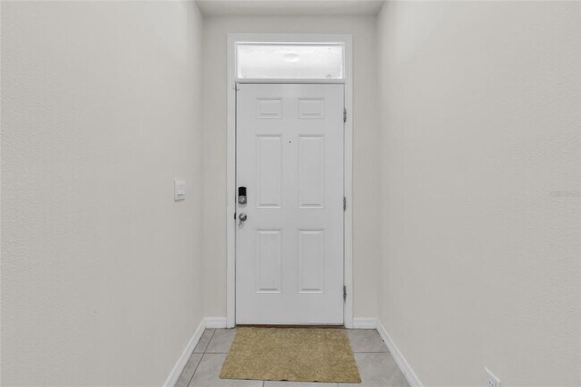 Building Photo - 355 Gardenia Ct