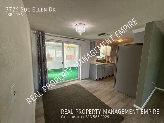 Building Photo - 7726 Sue Ellen Dr