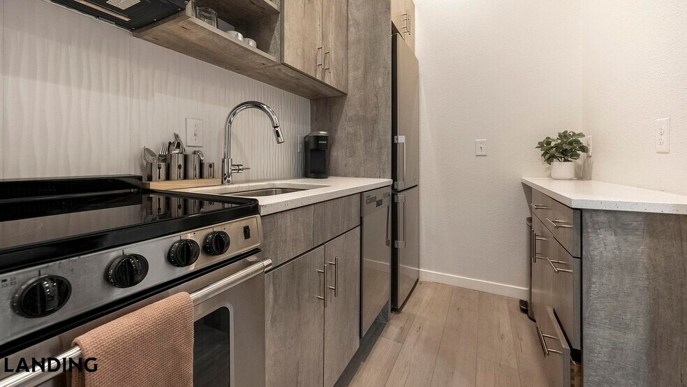 Building Photo - 3022 Zuni St