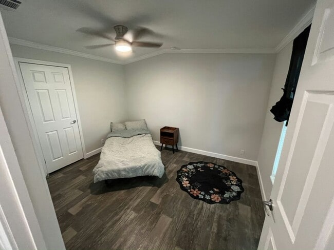 Building Photo - 311 Lighthouse Way