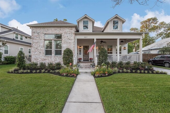 Primary Photo - 127 5th St