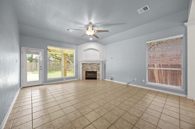 Building Photo - 1607 Juniper Ridge Loop