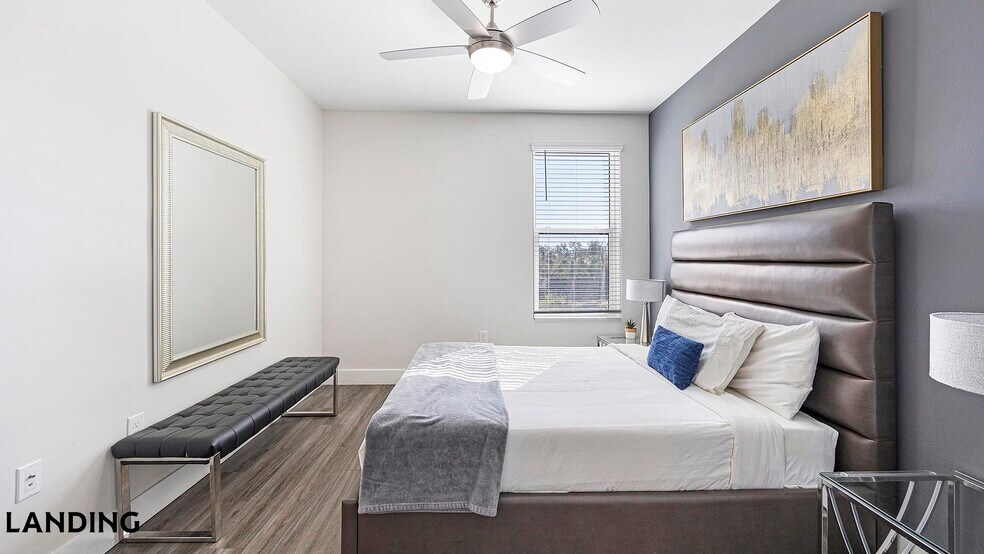 Building Photo - 4950 W Prescott St