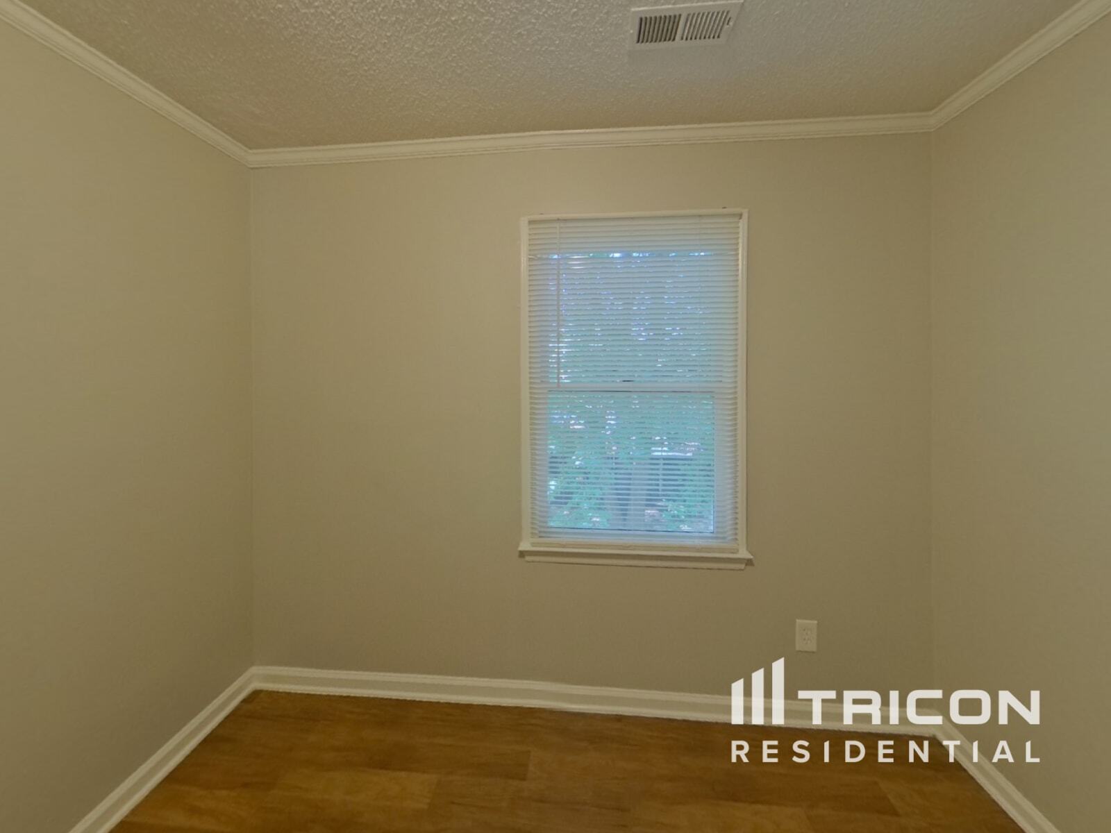 Building Photo - 8404 Sills Ct