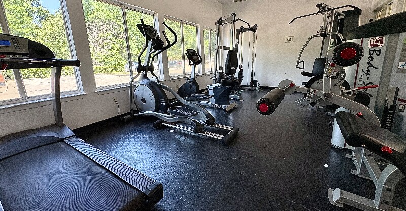 Building Photo - 4000 SW 23rd St