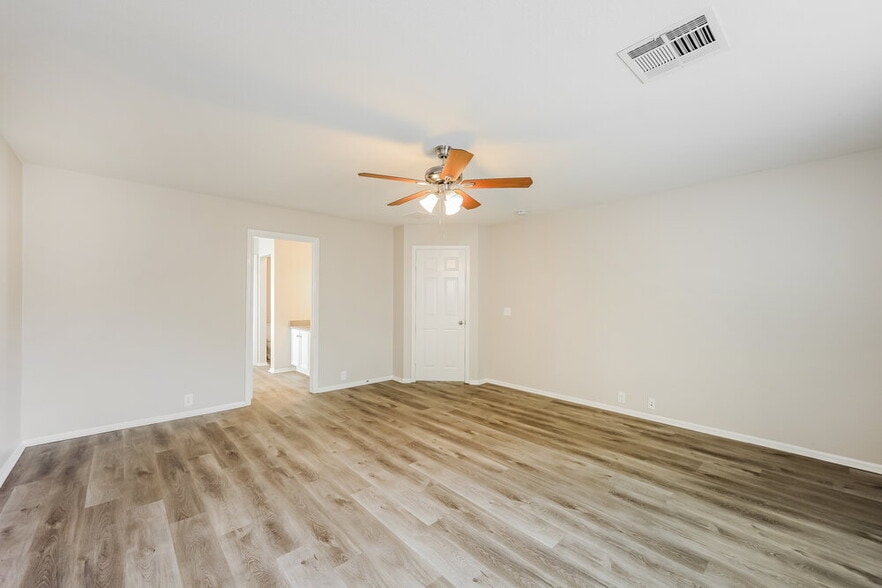 Building Photo - 3455 Blue Topaz