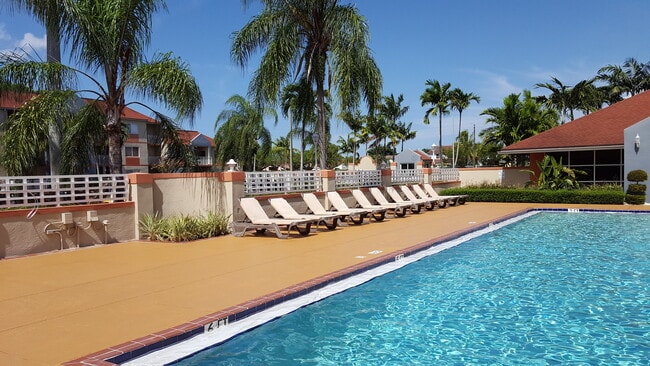 Building Photo - 18850 NW 57th Ave