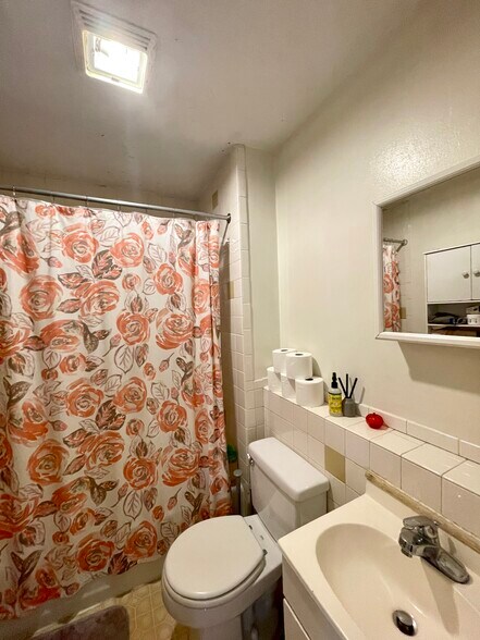 Building Photo - 15 Sewall St