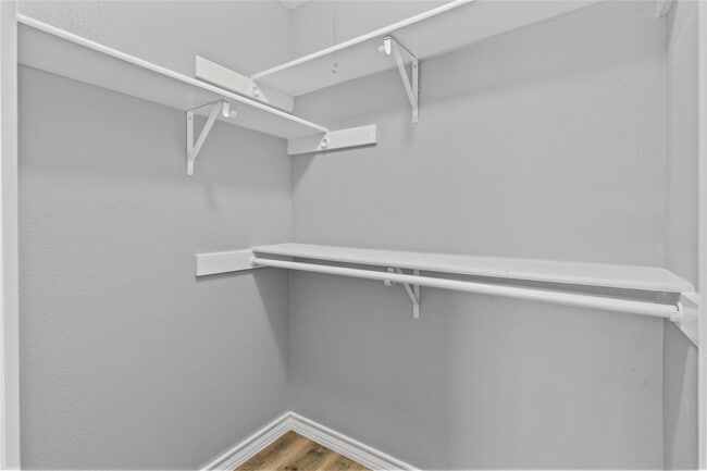 Building Photo - 20903 Union Park Dr