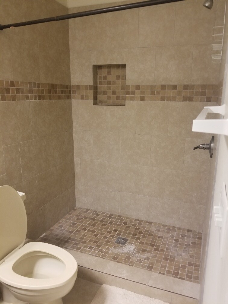 Building Photo - 8207 Olympia Ct