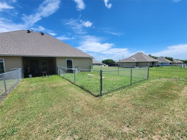 Building Photo - 106 Collett Ct
