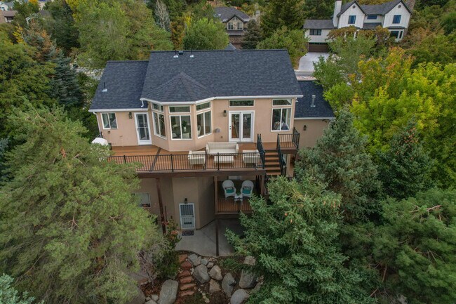 Building Photo - 10098 Wasatch Blvd