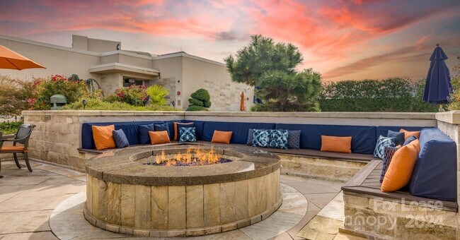 Building Photo - 125 W Tremont Ave