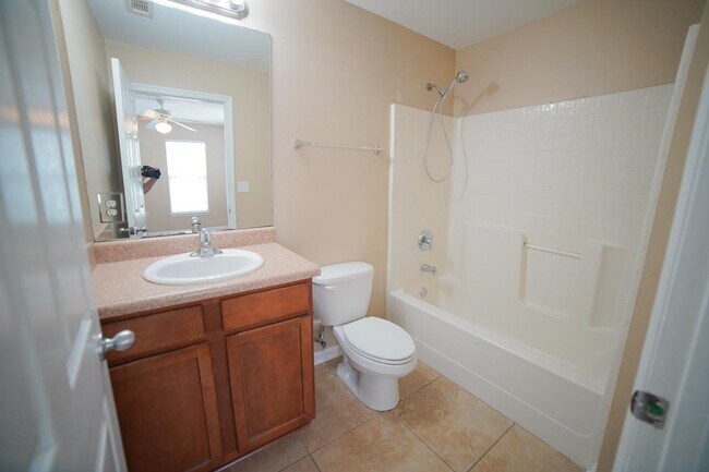 Building Photo - 2400 Fred Smith Rd