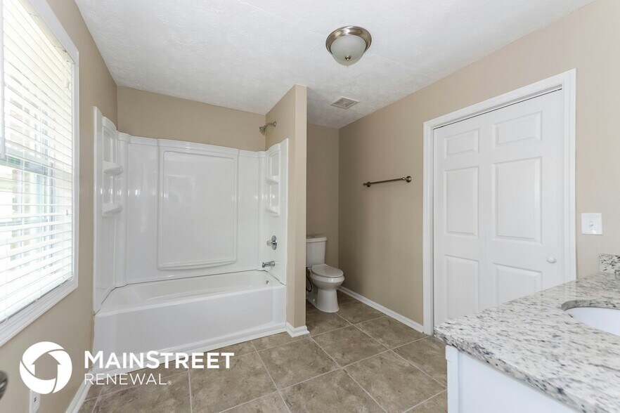 Building Photo - 2697 Heritage Ln