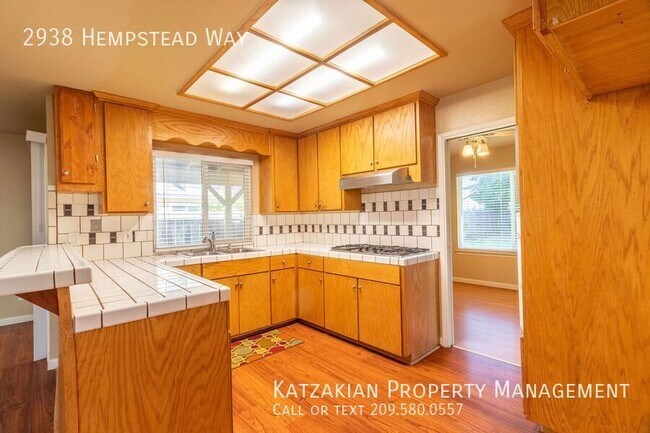 Building Photo - 2938 Hempstead Way