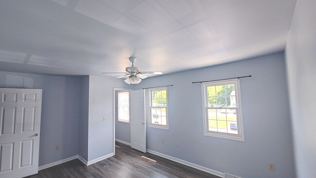 Building Photo - Ephrata Townhome 3 bed 1.5 bath