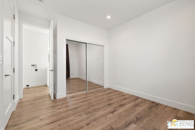 Building Photo - 73552 Feather Trail