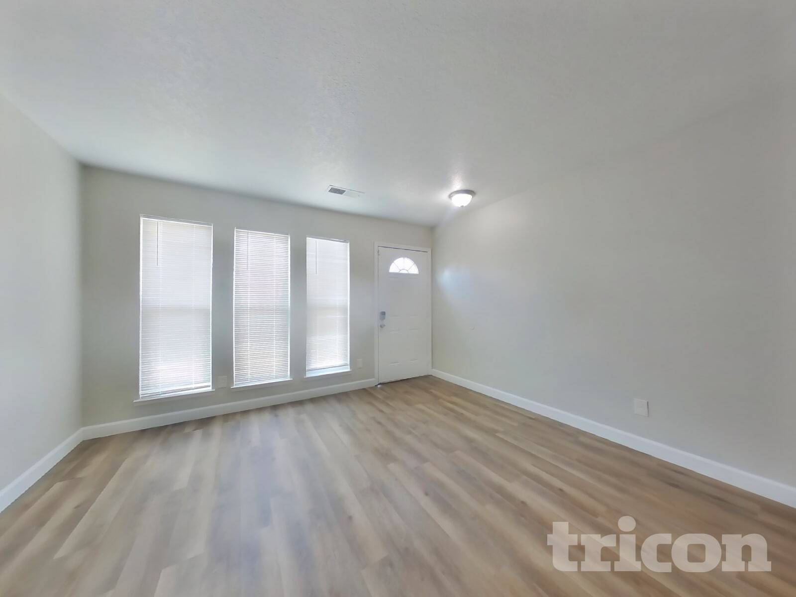 Building Photo - 820 Mamilane