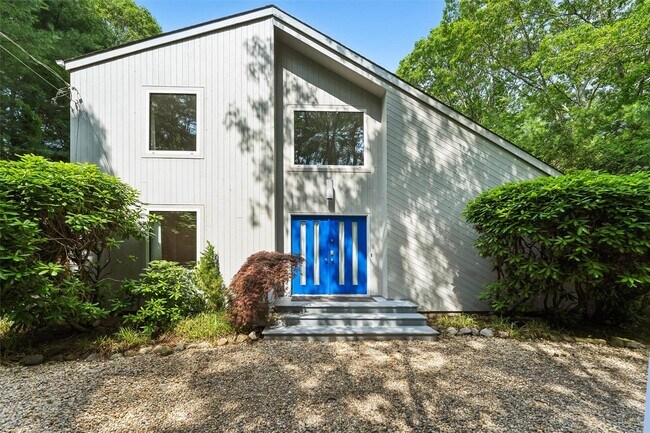 Building Photo - 24 Quogue Riverhead Rd