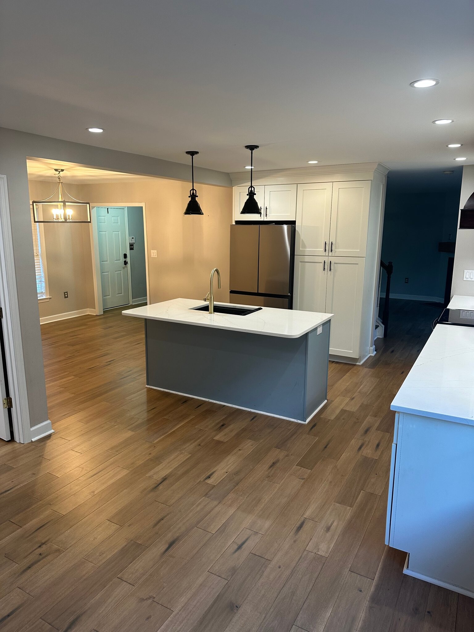 Building Photo - 15731Pypers Pointe Dr
