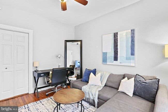 Building Photo - 1211 33rd St NW