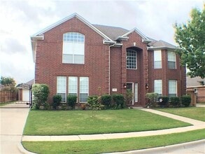Building Photo - 1706 Meridian Ct