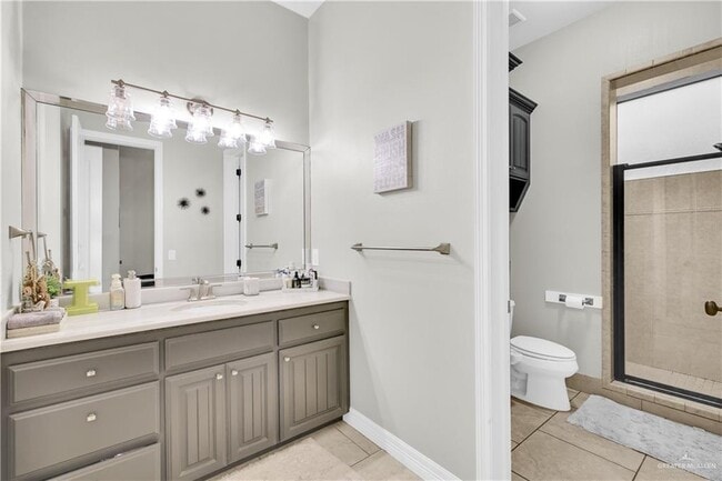 Building Photo - 24 3rd N Ln