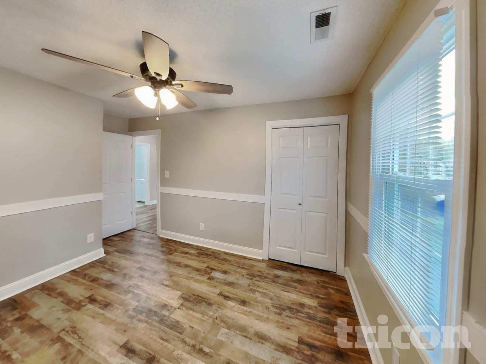 Building Photo - 622 Commander Dr