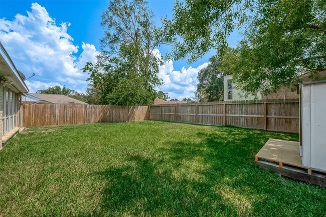 Building Photo - 5023 Whispering Falls Dr