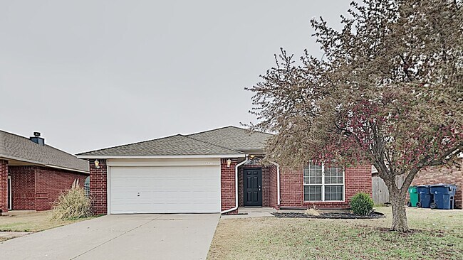 Building Photo - 4 Bedroom 2 Bath in Deer Creek Schools- Ga...